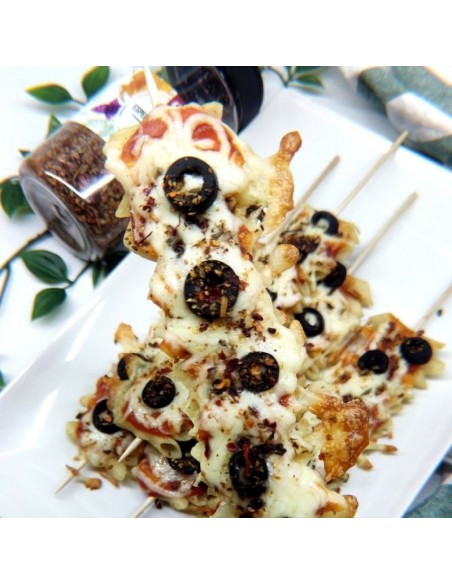 pinchos de macarrones con queso